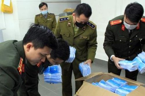 Chỉ tiếp nhận, xử lý tin báo về buôn lậu qua điện thoại, thư điện tử, văn bản, trực tiếp