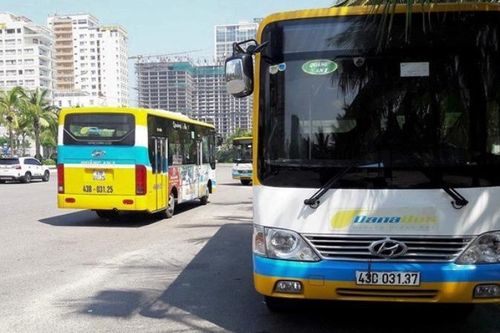 Đình chỉ 15 ngày tài xế, phụ xe buýt đuổi khách vì không có tiền lẻ