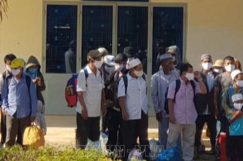 Dịch COVID-19: 30 người tiếp xúc gần bệnh nhân số 61 và 67 hoàn thành cách ly