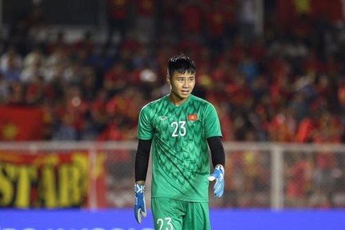 Nếu có cơ hội, thủ thành trẻ Nguyễn Văn Toản có nên ra nước ngoài thi đấu?