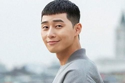 Chia sẻ hình mẫu vợ tương lai, Park Seo Joon bị phát hiện tính cách gia trưởng?