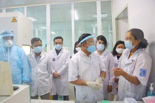 Hà Tĩnh ra mắt phòng xét nghiệm COVID - 19
