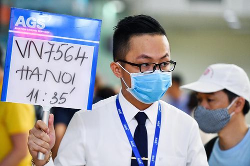 Hạn chế các chuyến bay từ TP.HCM và Hà Nội