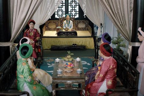 Phim truyền hình Phượng khấu : 'Đánh lừa' qua... quảng cáo?