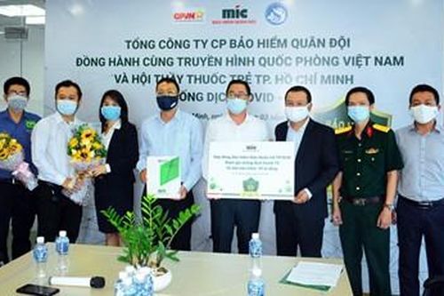 Đồng hành cùng Hội Thầy thuốc trẻ thành phố Hồ Chí Minh phòng, chống dịch Covid-19