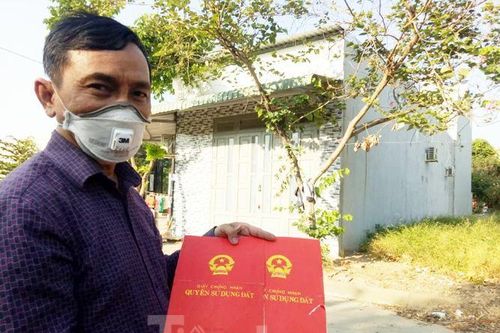 Nguyên Chủ tịch phường 'giữ' tiền đền bù, 12 năm dân không biết