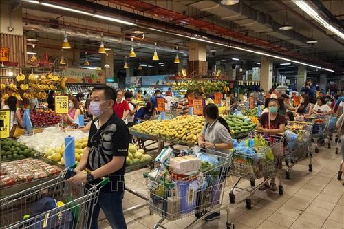 Nhiều nước bơm tiền 'giải cứu' nền kinh tế