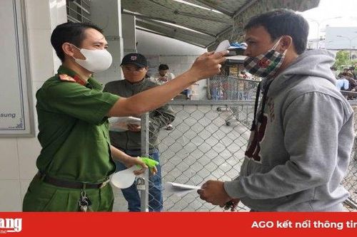 Người dân đến cấp đổi, làm giấy chứng minh nhân dân giảm mạnh
