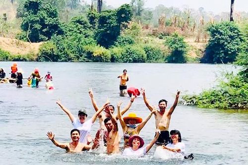 Du lịch vùng biên viễn