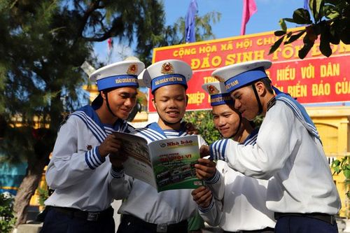 Tổ quốc nhìn từ biển (Bài cuối)