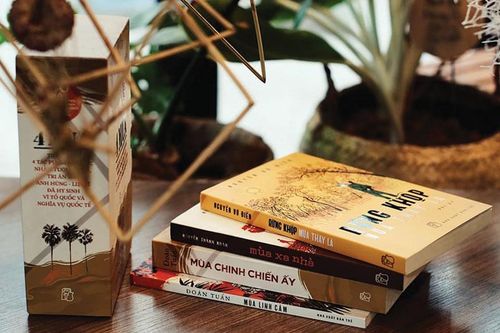 Những trang sách gọi 'lên đường'