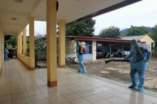 Khử trùng và xử lý môi trường khu vực có bệnh nhân COVID-19 tại cộng đồng thế nào?