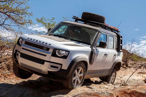 Đánh giá Land Rover Defender 2020 – tìm lại hào quang quá khứ