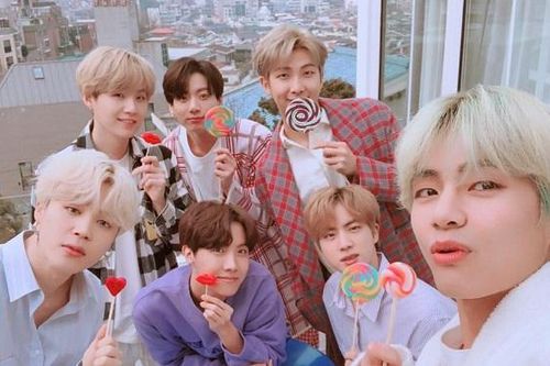 BTS thắng cách biệt, Blackpink bất ngờ lọt top 3 BXH Kpop
