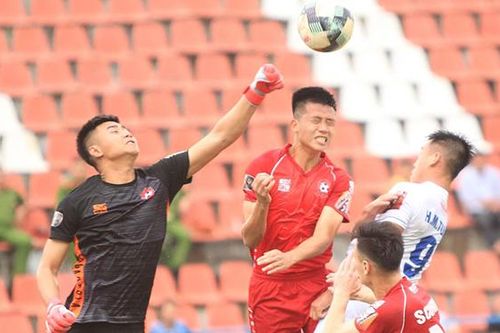 Cầu thủ Việt không hứng thú với bóng đá Thái Lan
