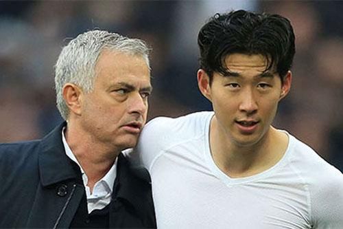 Cựu sao Tottenham: Đừng đổ hết lỗi 'lên đầu' Mourinho