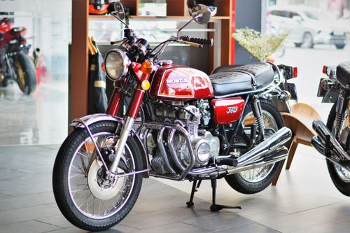 Honda CB350F hàng hiếm tại Việt Nam - động cơ 4 xy-lanh, 34 mã lực