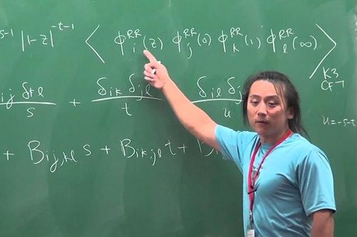 13 tuổi đỗ đại học, 31 tuổi là giáo sư trẻ nhất ĐH Harvard