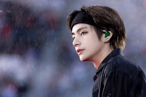 Ca khúc tự sáng tác của V BTS đại thắng trên Billboard