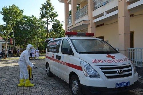 Bốn bệnh nhân tại Bệnh viện Củ Chi được xuất viện