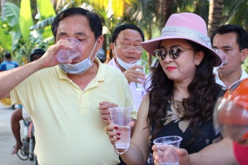 Quỹ từ thiện Hằng Hữu và Công ty CP Đại Nam: Hành trình đưa nước ngọt về với miền Tây