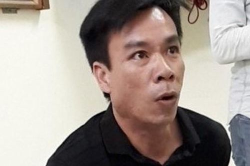 Truy bắt 'nghịch tử' chém cha đẻ ngã gục