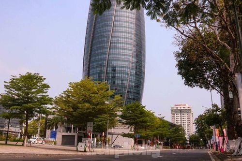 Cảnh 'vắng lặng như tờ' trong ngày Đà Nẵng tròn 45 năm giải phóng thành phố
