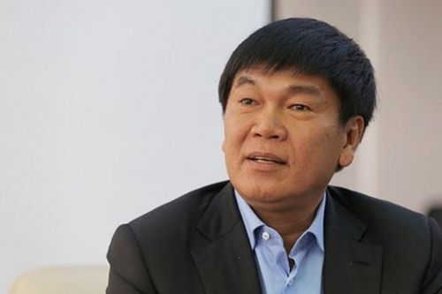 Lỗ triệu USD, thiếu gia không run tay tung trăm tỷ chơi ván lớn