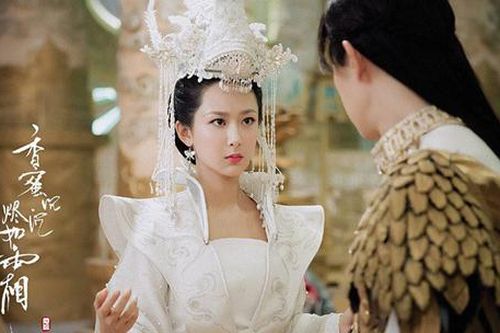 Trong dàn mỹ nhân Hoa ngữ, ai mới là 'tân nương cổ trang' diện hỷ phục đẹp nhất?