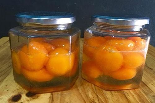 Chăm chỉ ăn lòng đỏ trứng gà ngâm mật ong theo cách này, bạn sẽ có ngay làn da trắng mịn đến khó tin mà không cần đi spa