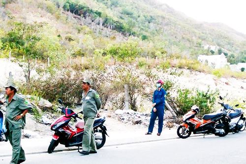 Cấm người dân đi phượt trên núi Cô Tiên