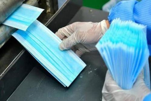 Pháp đặt mua 1 tỷ chiếc khẩu trang, phần lớn từ Trung Quốc