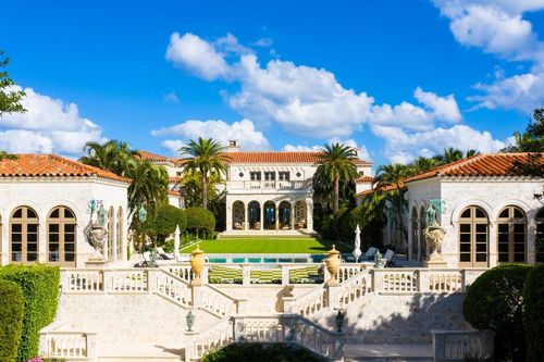 Bên trong biệt thự sang trọng hơn 110 triệu USD ở Florida