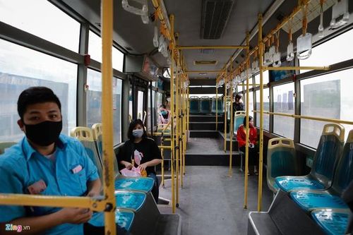 Đình chỉ nhiều tài xế, tiếp viên xe buýt vì không chấp hành chống dịch