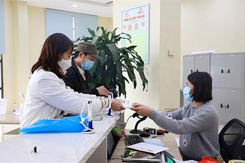 Không tập trung đông người khi chi trả lương hưu do dịch Covid-19