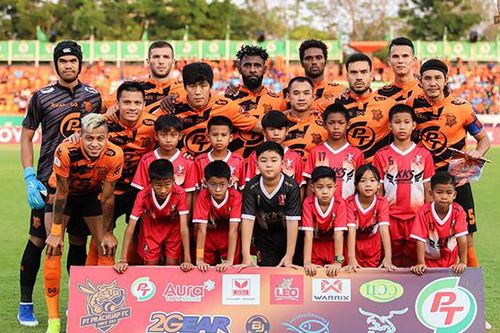 Đội trưởng CLB Thai League kể chuyện cách ly 15 ngày vì Covid-19