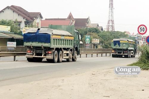 Hết hạn kiểm định, xe ben vẫn tung hoành trên quốc lộ