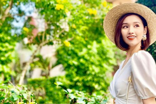 Lã Thanh Huyền lên tiếng về tin đồn 'quá giàu nên không cần đóng phim'