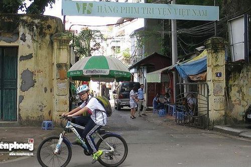 Phó Thủ tướng 'lệnh' thu hồi cổ phần đã bán tại Hãng phim truyện Việt Nam