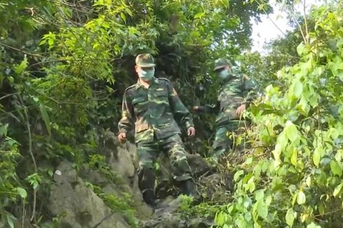 Nghệ An siết chặt kiểm soát tại cửa khẩu và biên giới để chống dịch COVID-19