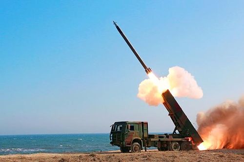 Yonhap: Triều Tiên thử thành công hệ thống rốc-két phóng loạt 'siêu lớn'