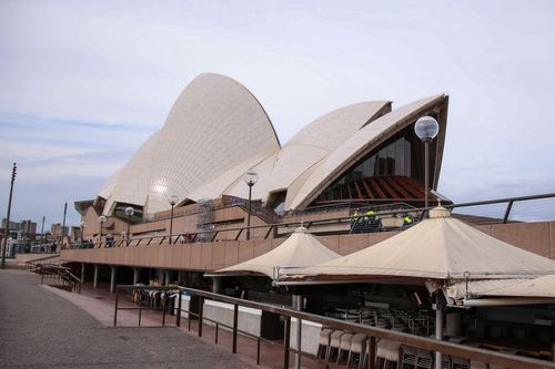 Kinh tế Australia sụt giảm mạnh nhất kể từ thời Đại Suy thoái vì COVID-19
