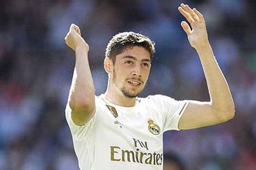 Real sẽ không bán Fede Valverde cho M.U
