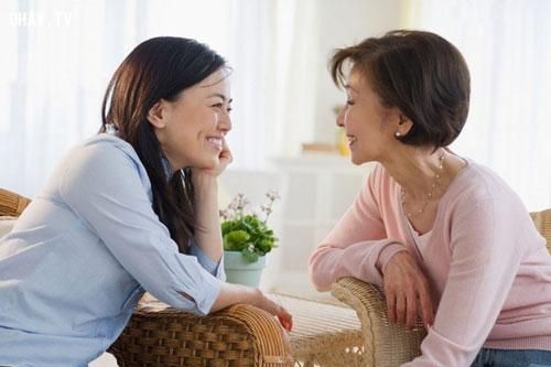 Mẹ bảo sẽ để lại căn nhà đang ở cho vợ chồng tôi nhưng điều kiện kèm theo khiến chúng tôi 'sửng sốt' và quyết ra ở riêng ngay trong ngày hôm ấy