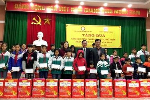 Thanh Thủy đẩy mạnh phong trào khuyến học, khuyến tài
