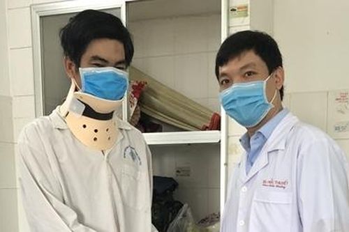 Lần đầu tiên thực hiện thành công thay đĩa đệm nhân tạo cột sống cổ