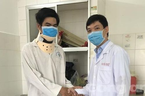 Bệnh viện đầu tiên ở ĐBSCL thay đĩa đệm nhân tạo đốt sống cổ