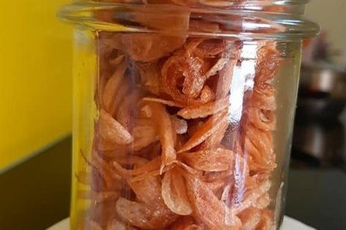 Chị em dạy nhau cách phi hành giòn tan cực ngon bằng lò vi sóng làm xôn xao mạng xã hội