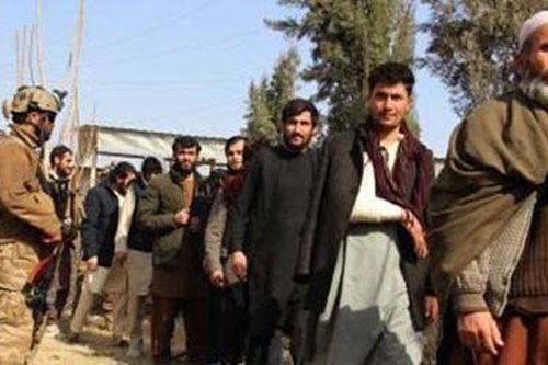 Mỹ - Afghanistan: 'Cây gậy và củ cà rốt'