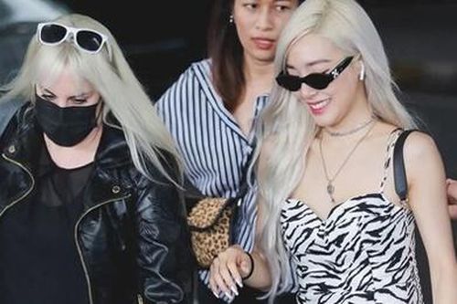 Tiffany (SNSD) phải cách ly vì quản lý dương tính với virus corona